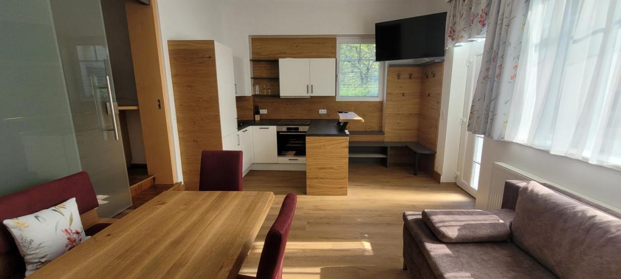 孙布里克沃思特尔斯酒店 Pörtschach am Wörthersee 外观 照片