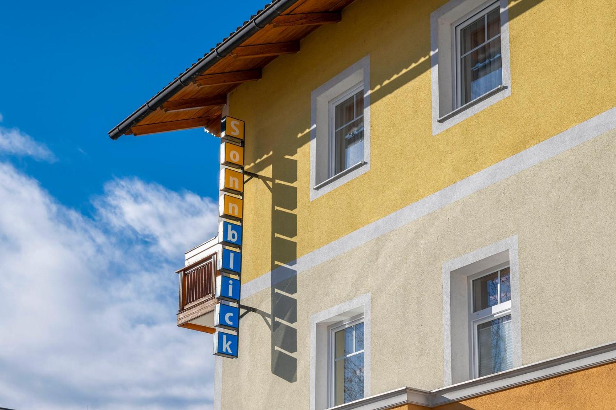孙布里克沃思特尔斯酒店 Pörtschach am Wörthersee 外观 照片